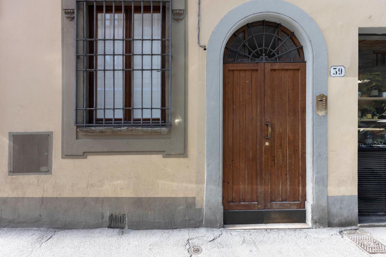 Charme In Santa Maria Novella Apartment Florenţa Exterior foto